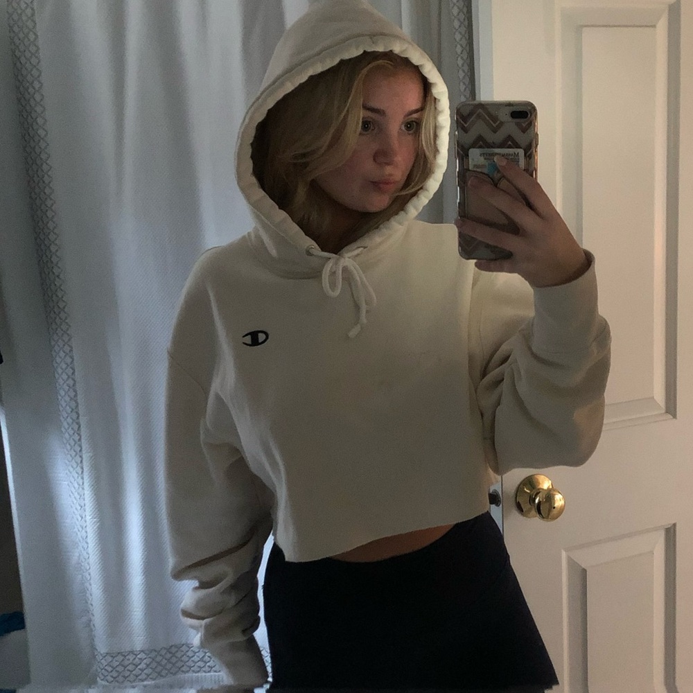 Champion Beige Cropped Hoodie